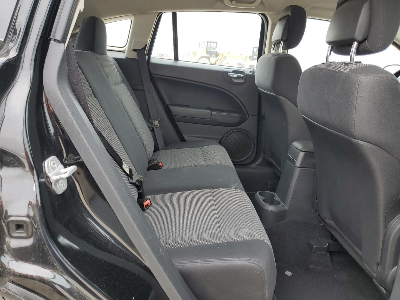 2012 Dodge Caliber - Image 12