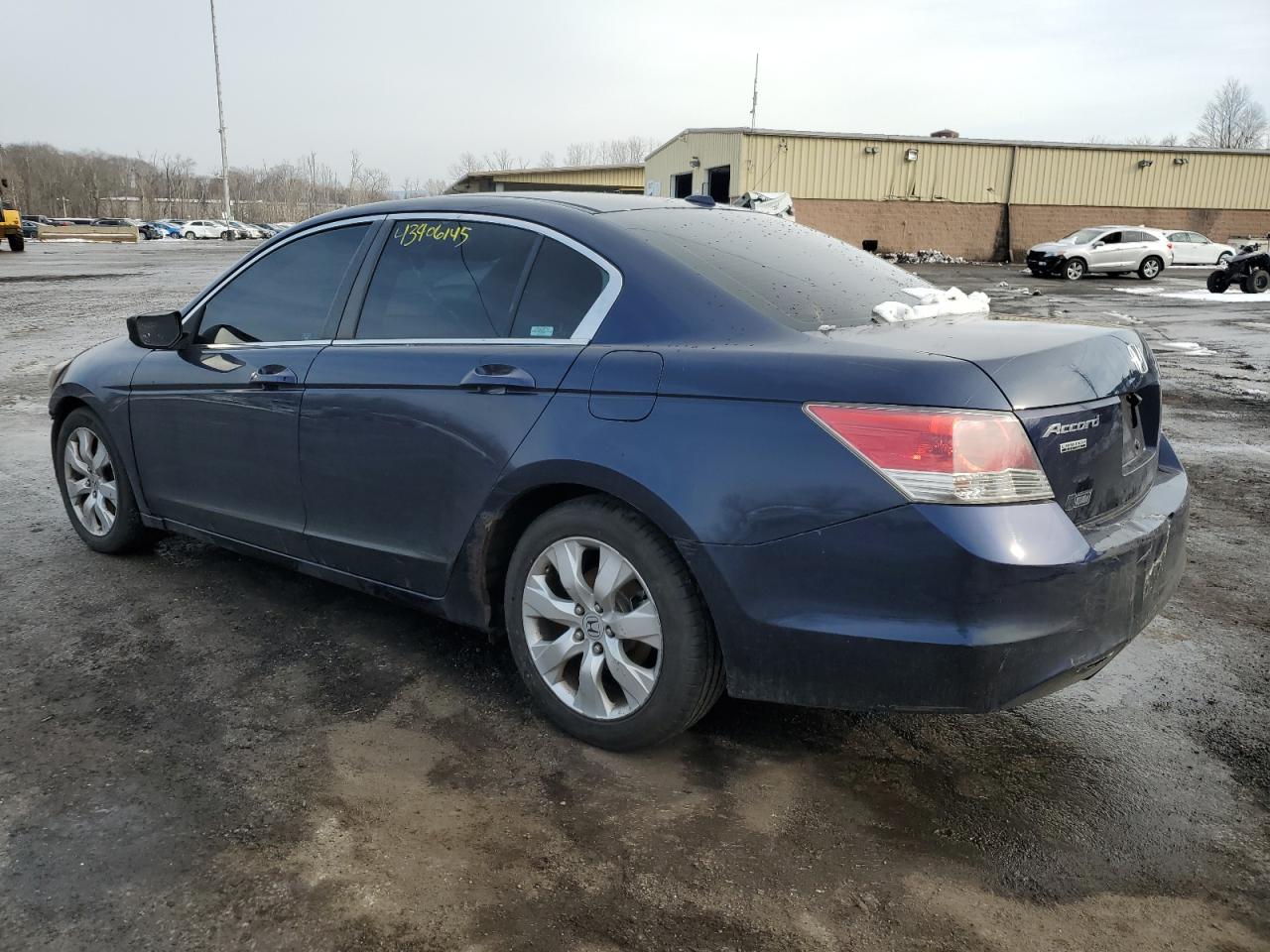 2009 Honda Accord - Image 2