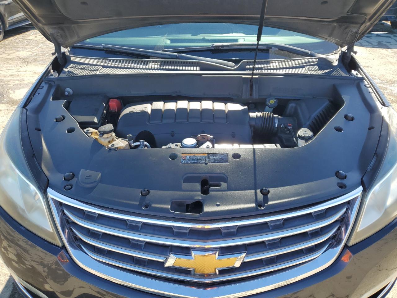 2014 Chevrolet Traverse - Image 13