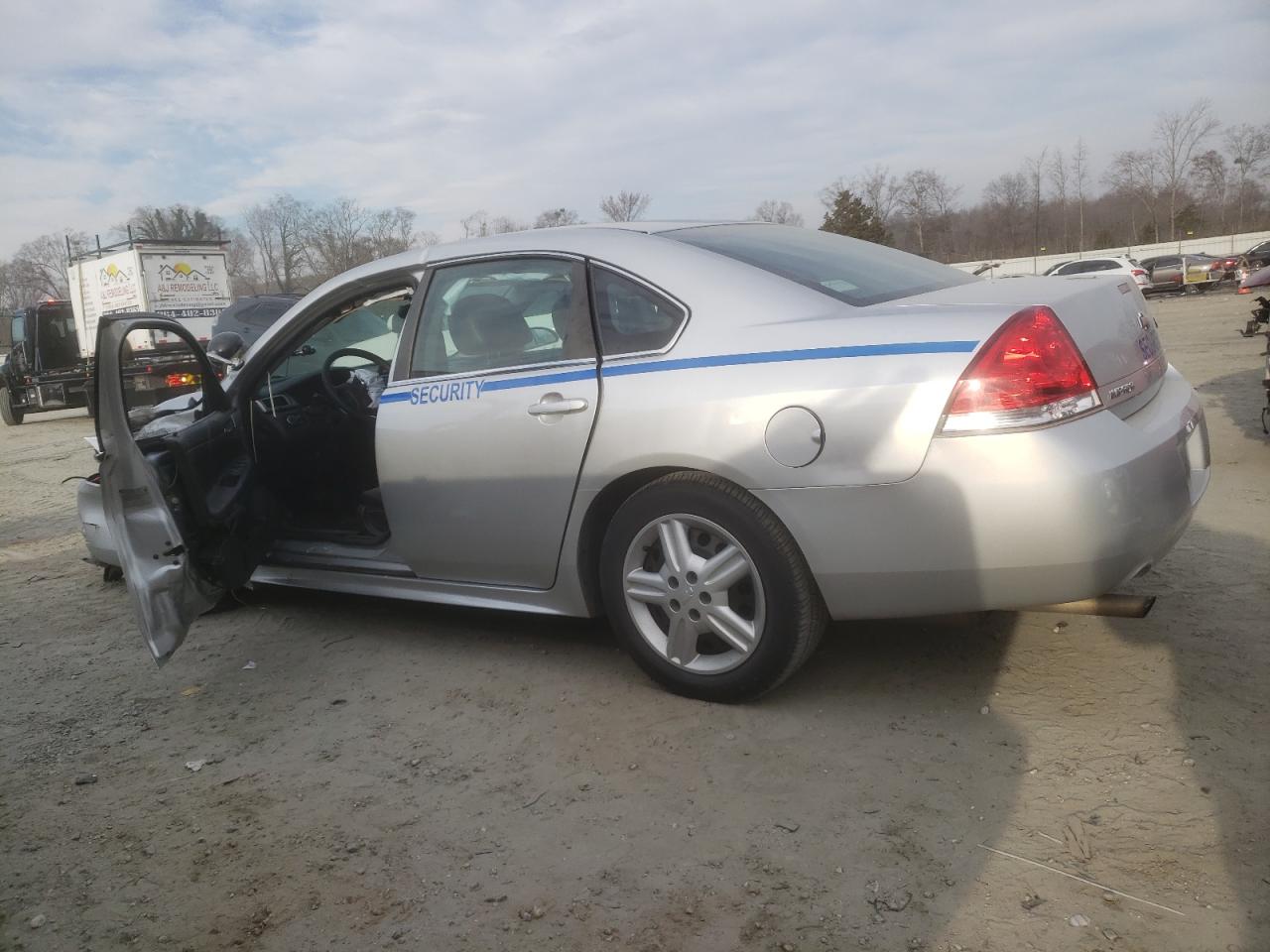 2015 Chevrolet Impala - Image 2