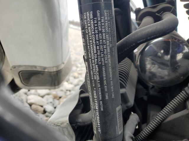  HARLEY-DAVIDSON FL 2012 Белый