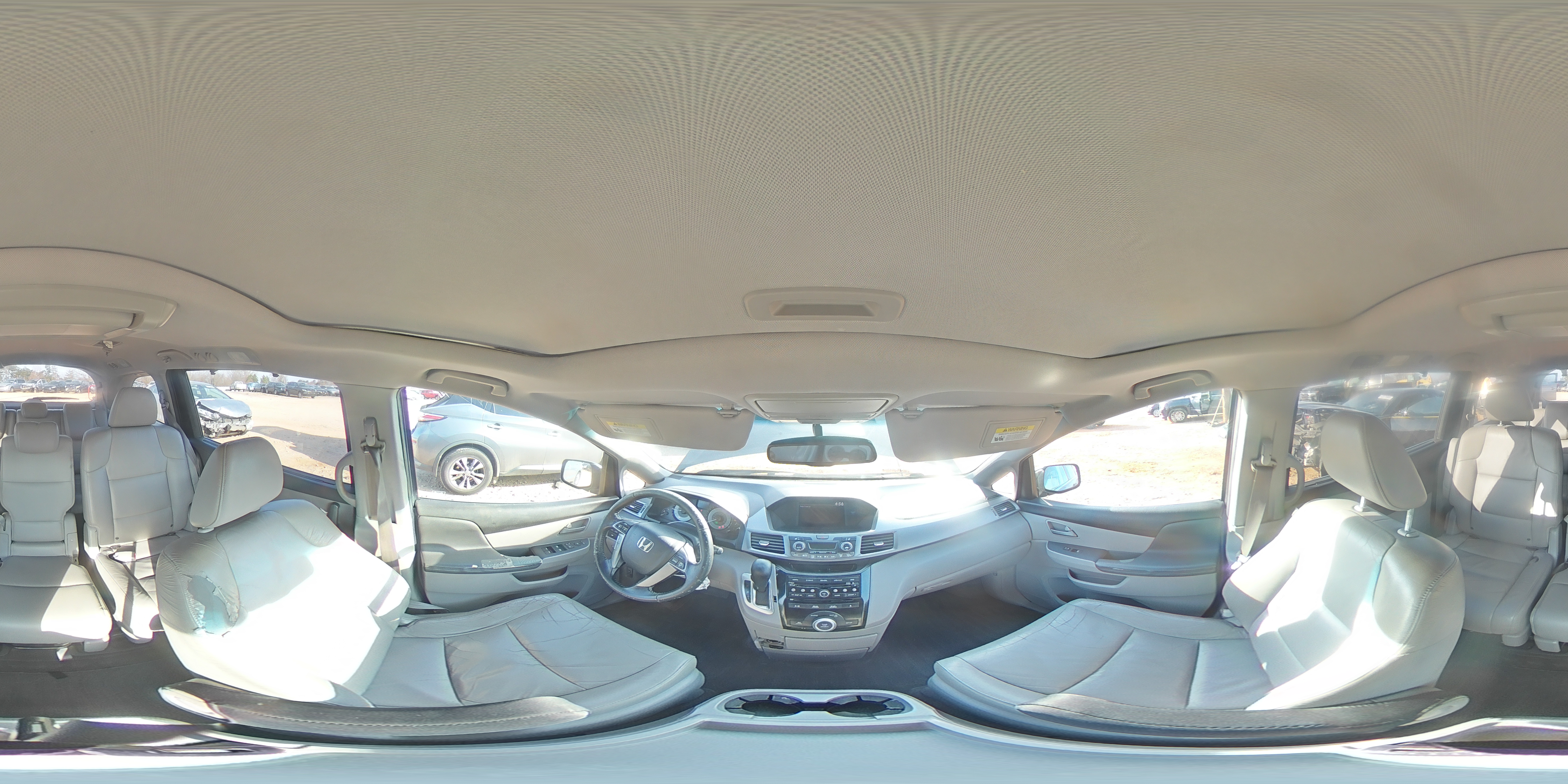 2011 Honda Odyssey - Image 13