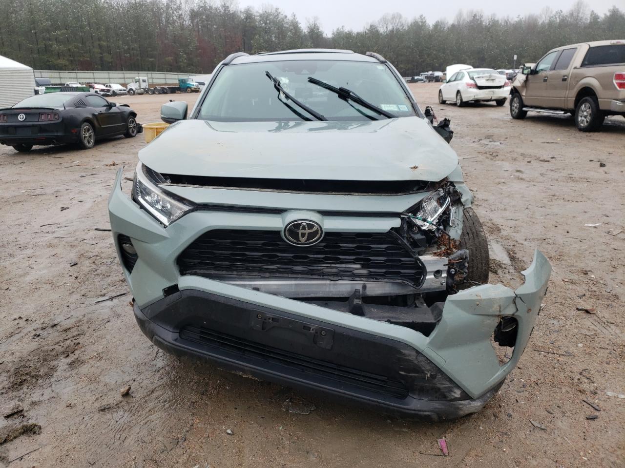 2019 Toyota RAV 4 - Image 5