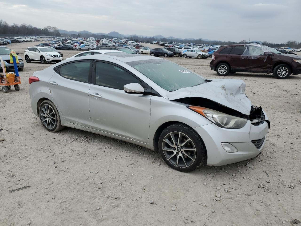 2012 Hyundai Elantra - Image 4