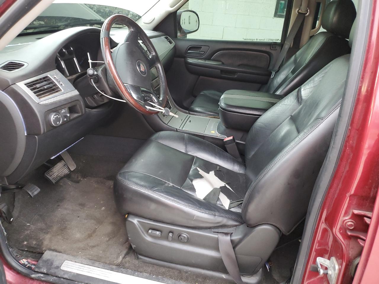 2007 Cadillac Escalade - Image 7
