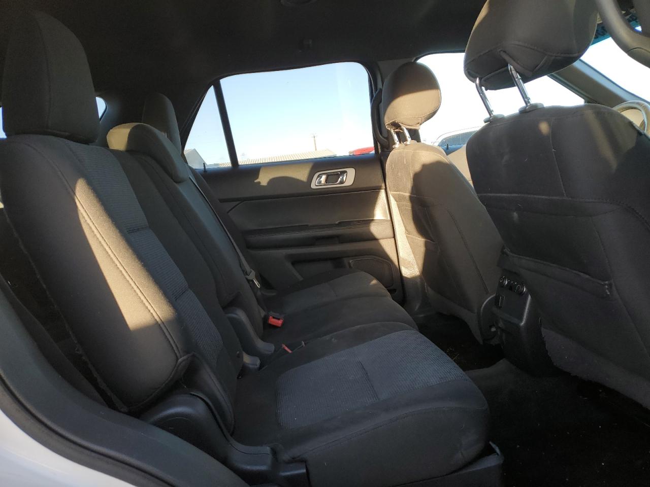 2013 Ford Explorer - Image 11