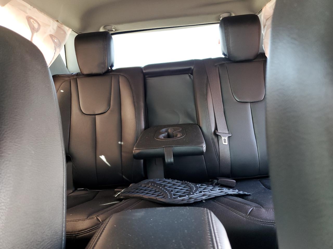 2016 Chevrolet Equinox - Image 10