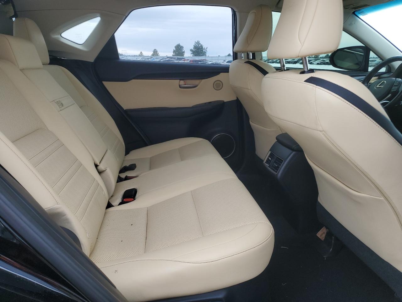 2015 Lexus NX - Image 11