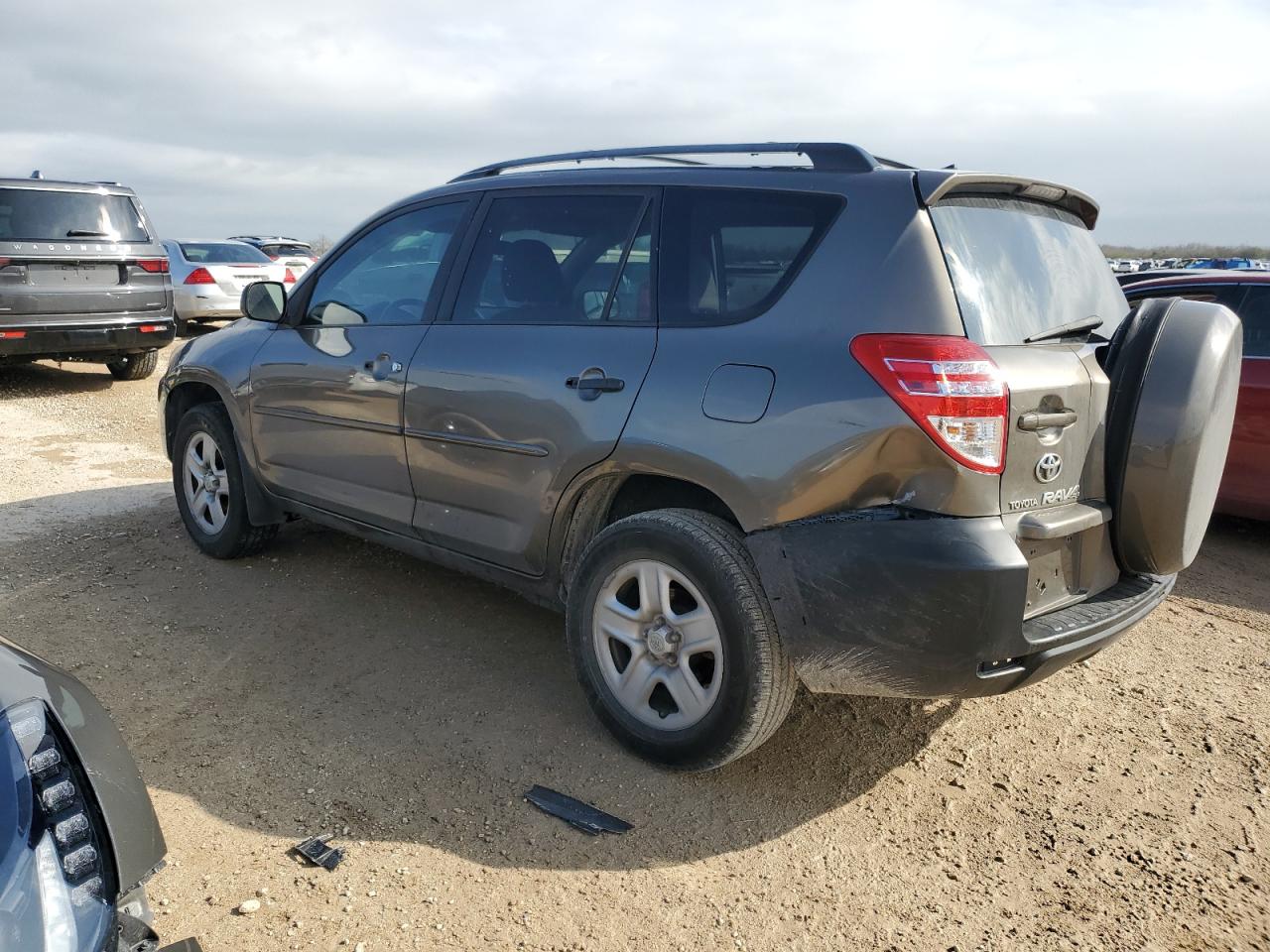 2010 Toyota RAV 4 - Image 2