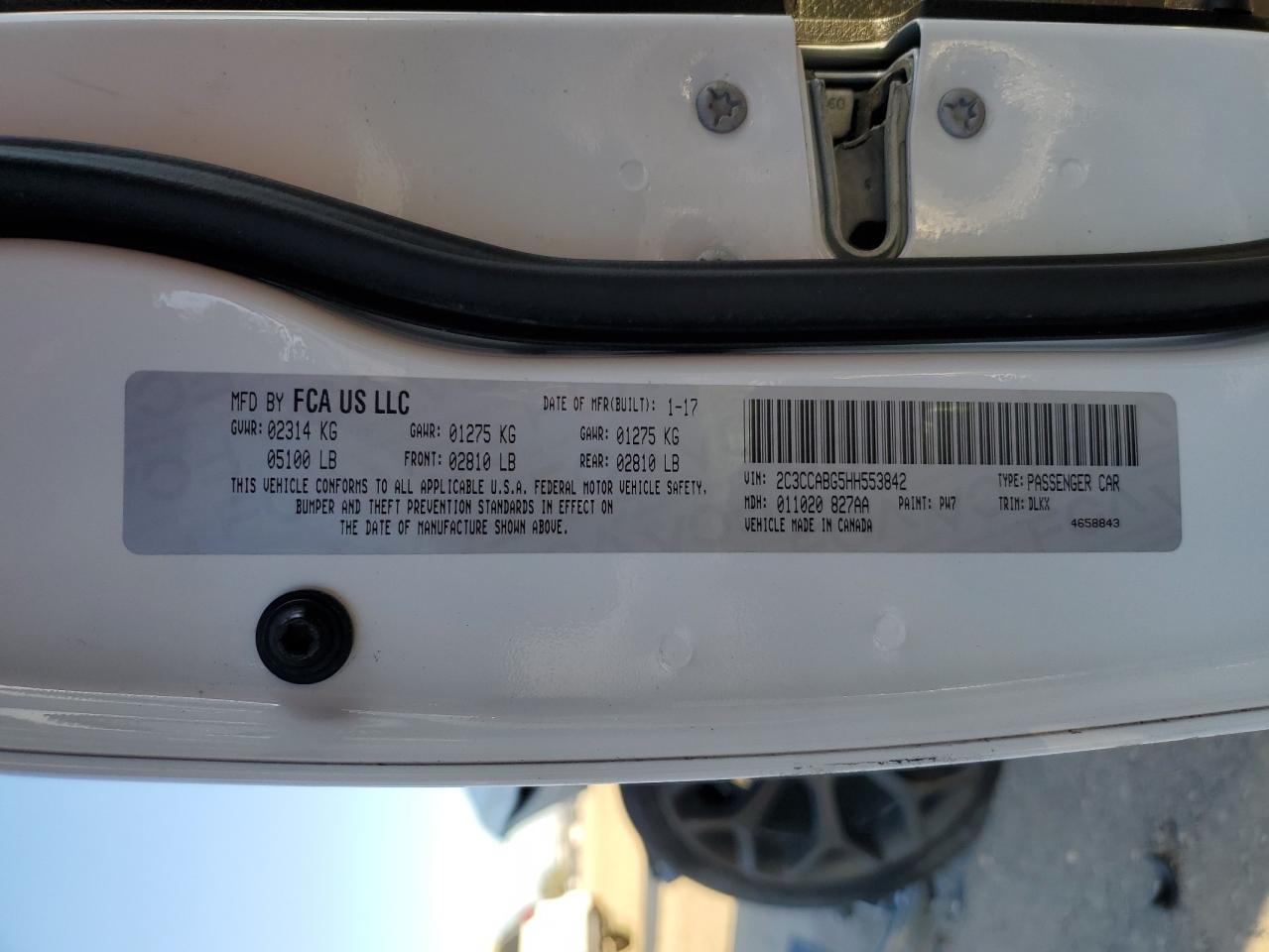 2017 Chrysler 300 - Image 13