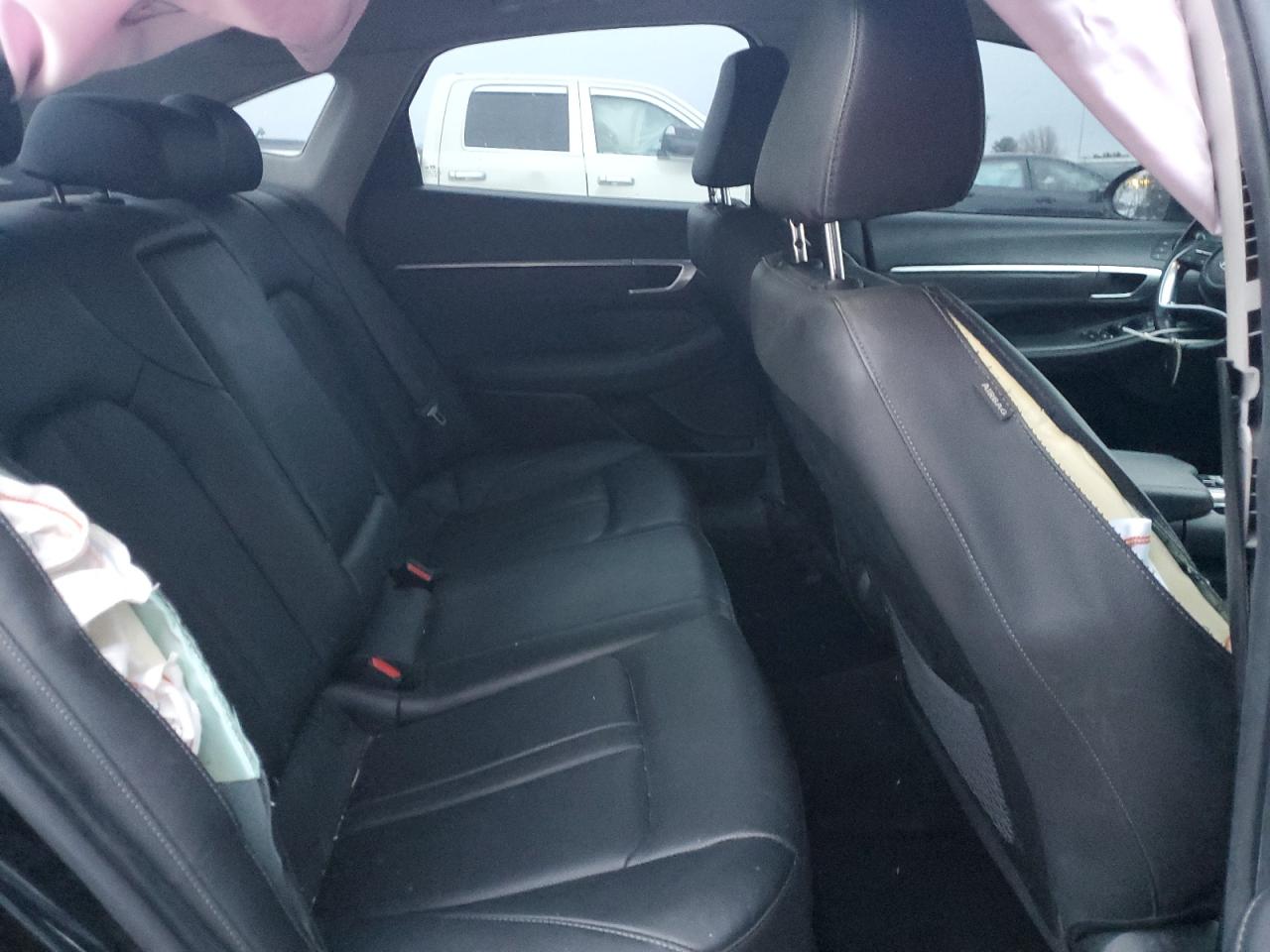 2022 Hyundai Sonata - Image 10