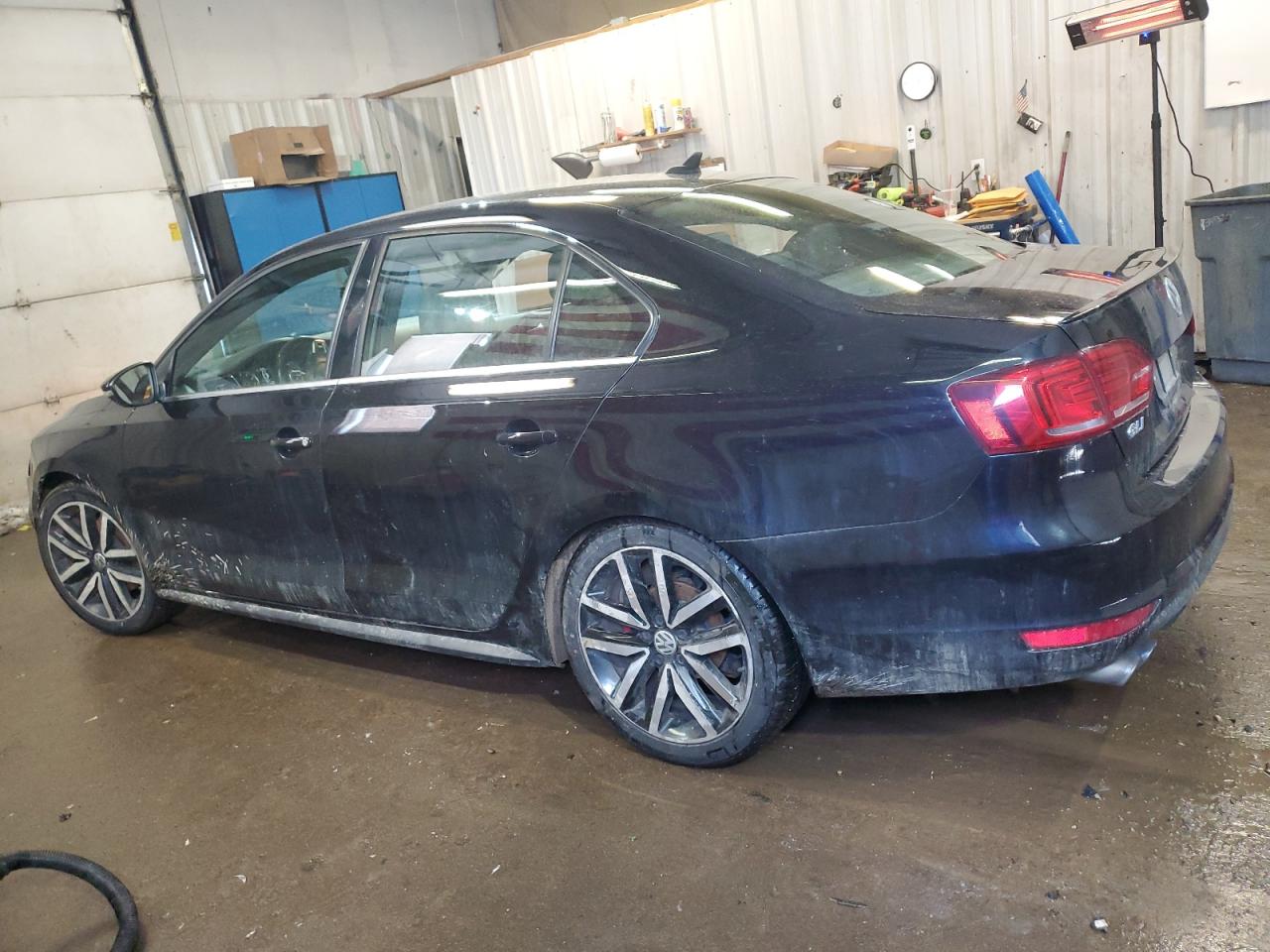 2014 Volkswagen Jetta - Image 2