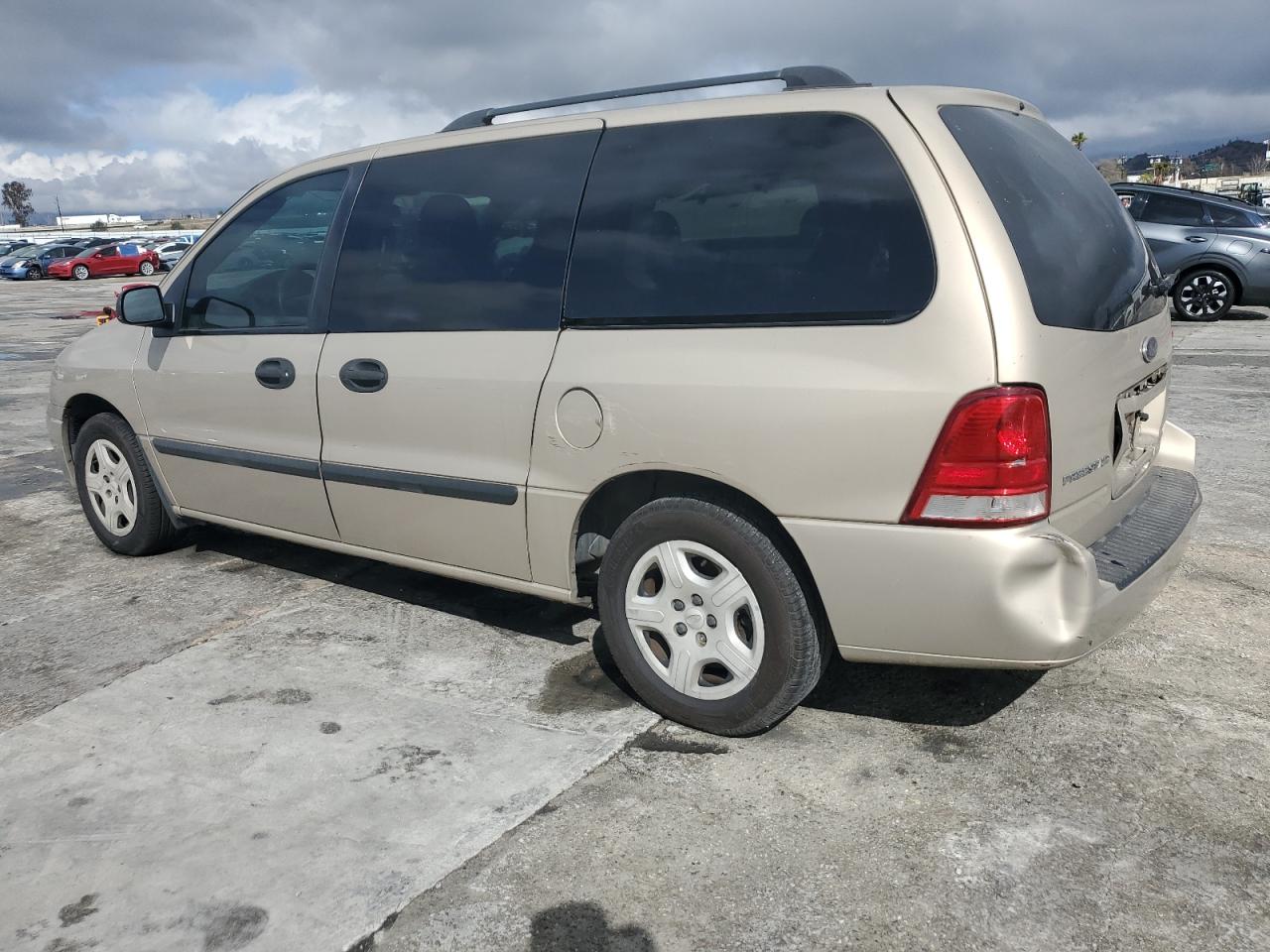 2007 Ford Freestar - Image 2