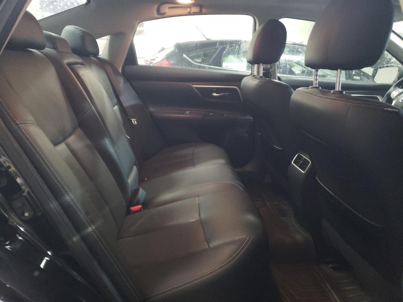 2016 Nissan Altima - Image 10