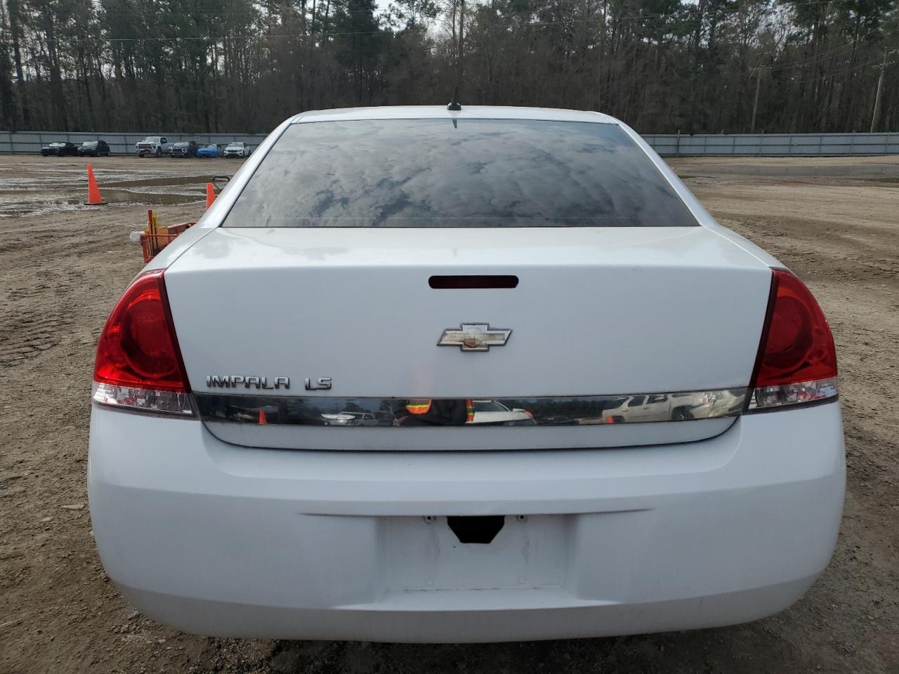 2006 Chevrolet Impala - Image 6