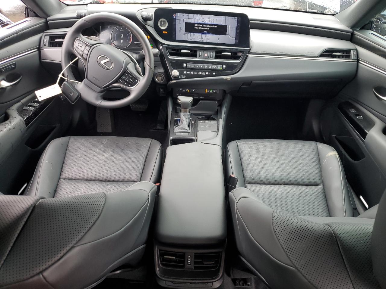 2022 Lexus ES - Image 8
