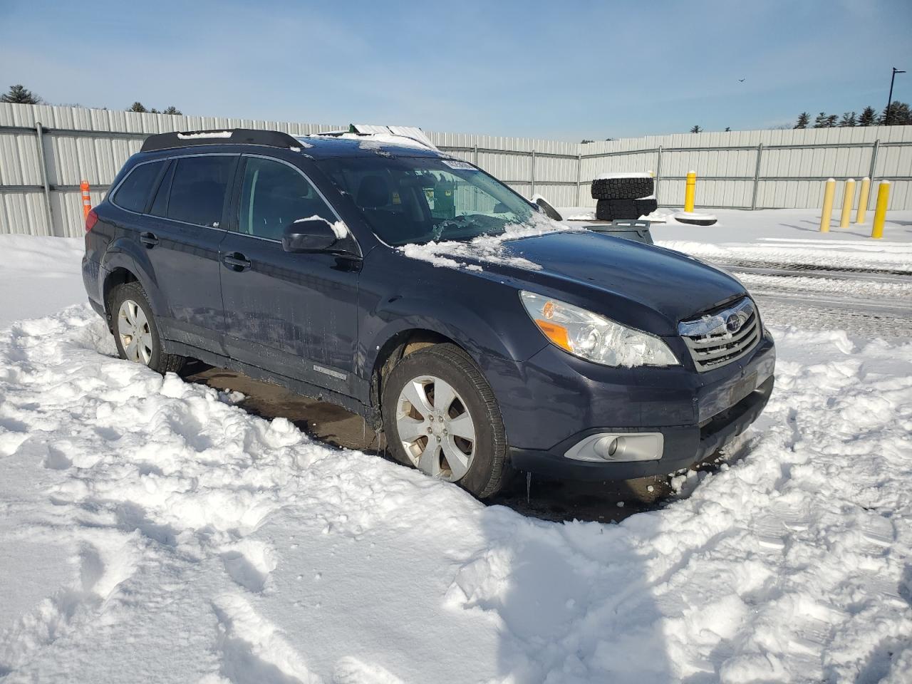 2010 Subaru Outback - Image 4
