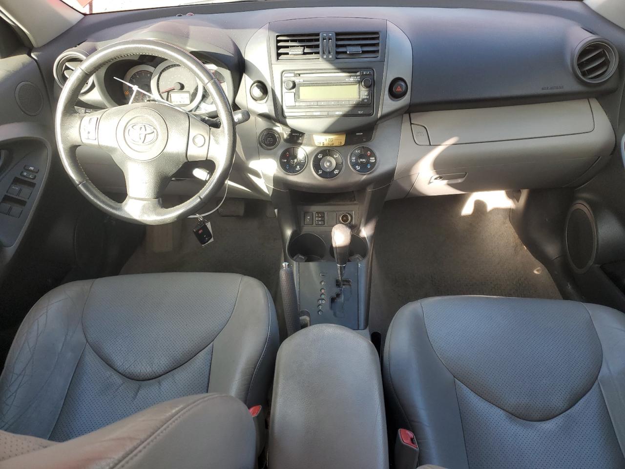 2012 Toyota RAV 4 - Image 8