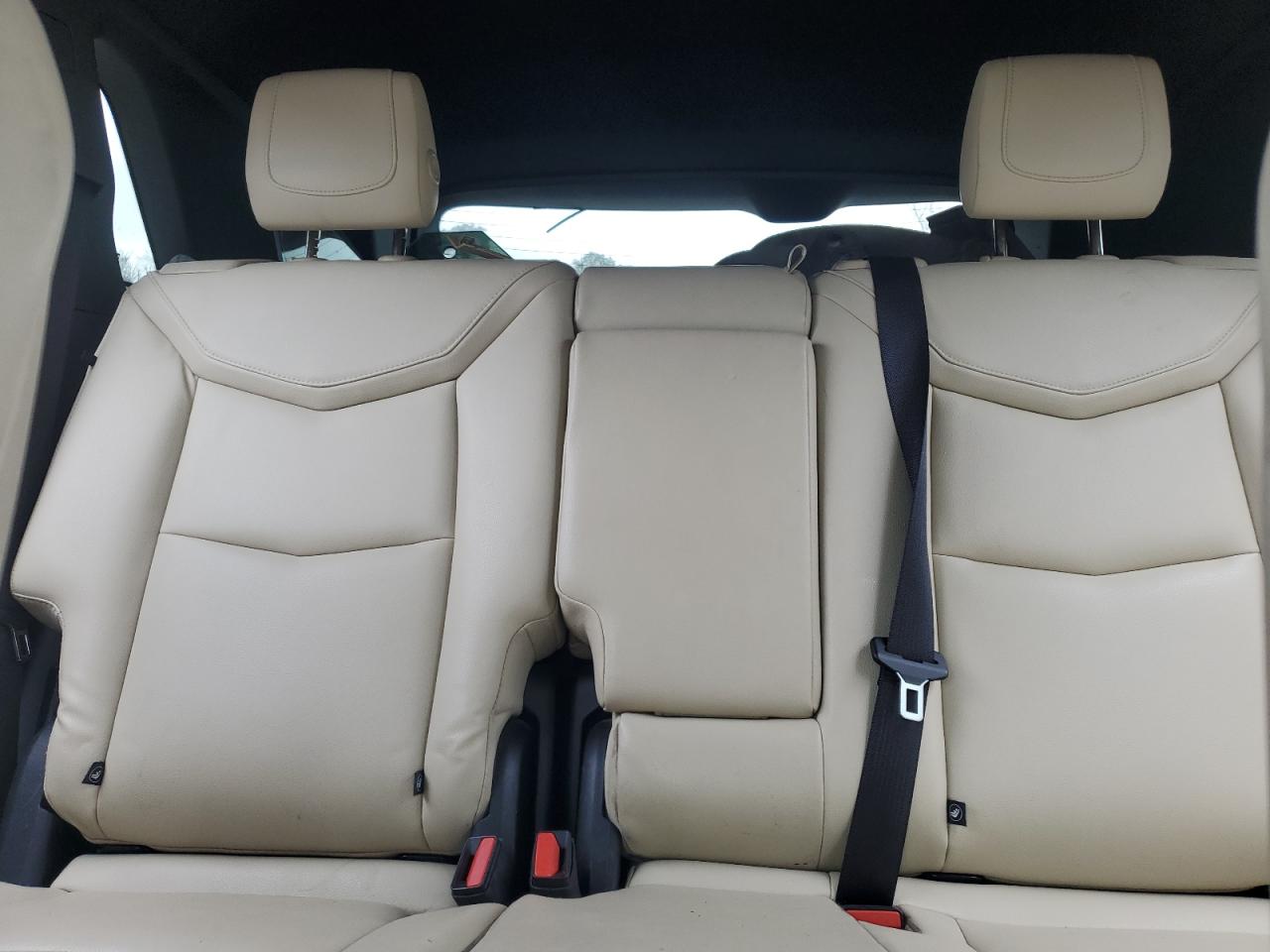 2018 Cadillac XT5 - Image 10