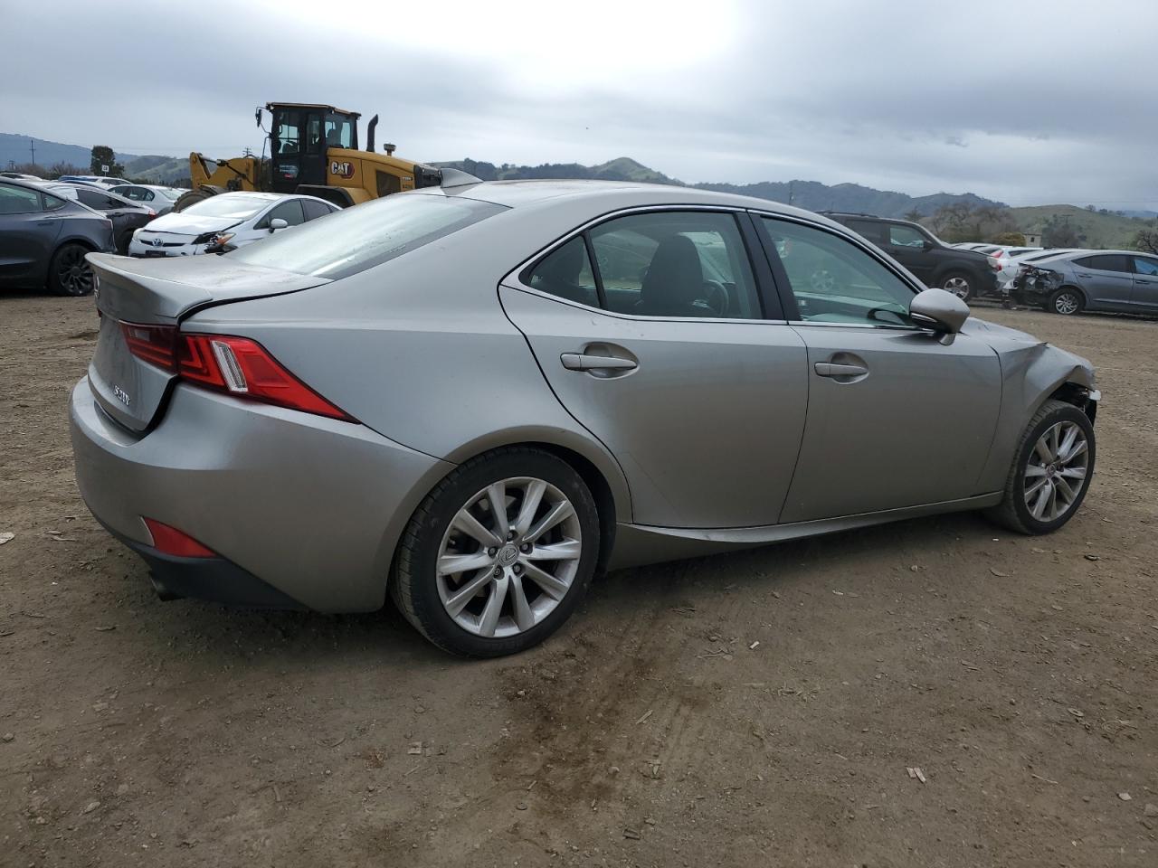 2016 Lexus IS - Image 3