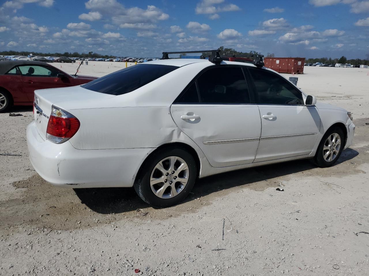 2005 Toyota Camry - Image 3