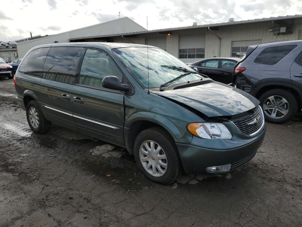 2002 Chrysler Town & Country - Image 4