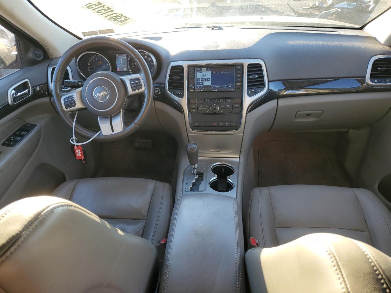 2011 Jeep Grand Cherokee - Image 8