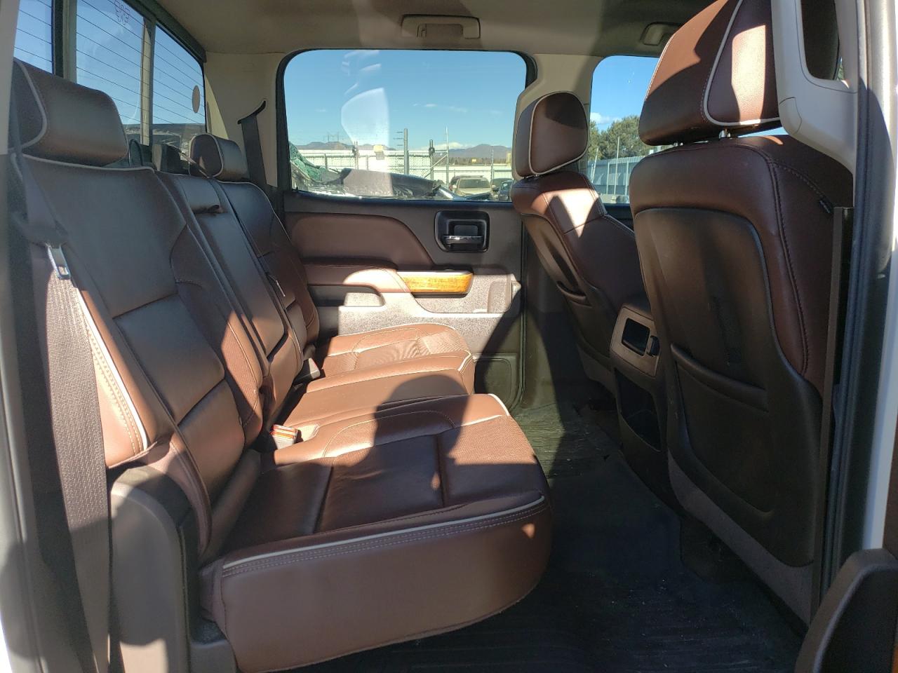 2014 Chevrolet Silverado - Image 10