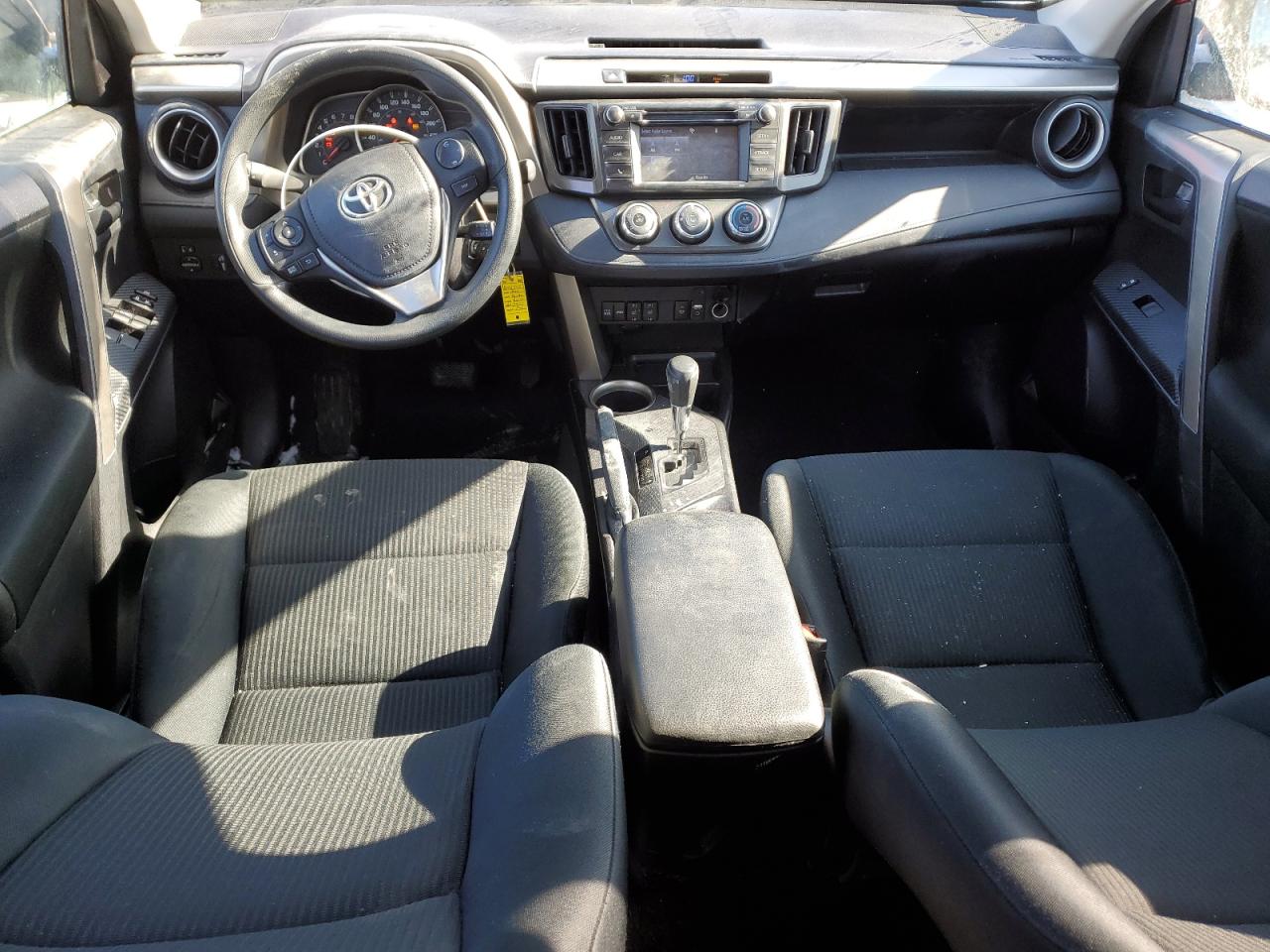 2015 Toyota RAV 4 - Image 8