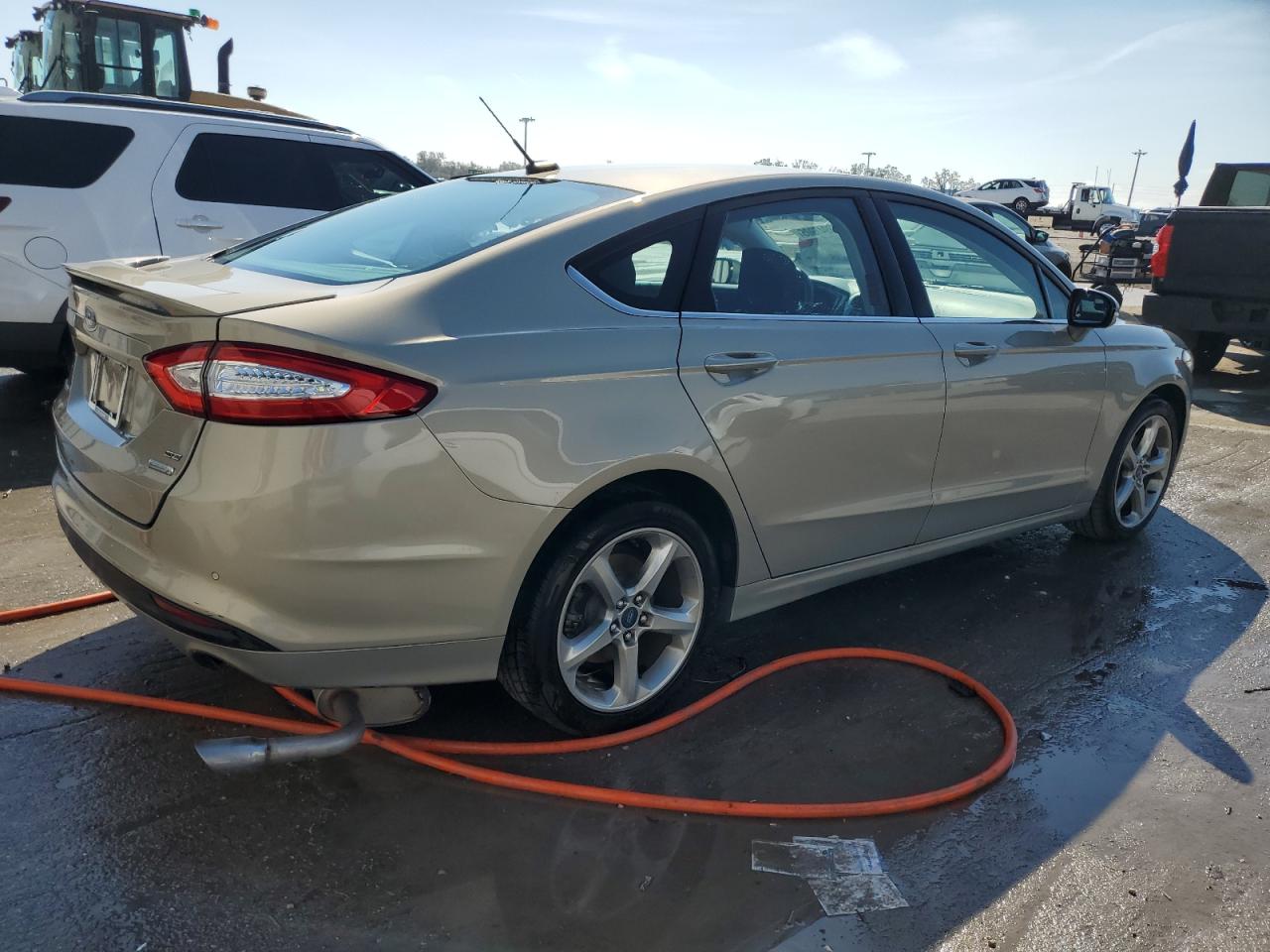 2016 Ford Fusion - Image 3
