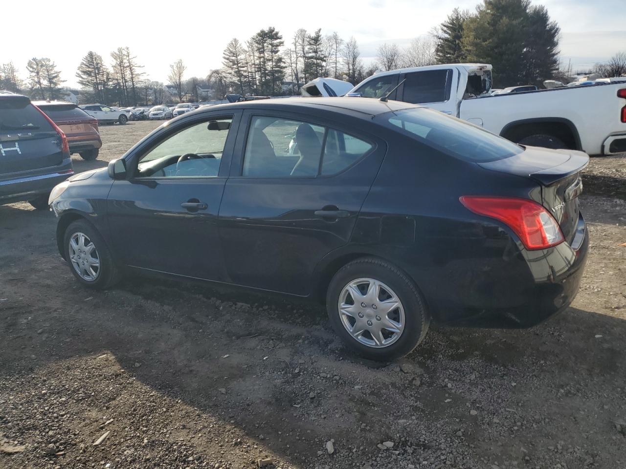 2012 Nissan Versa - Image 2