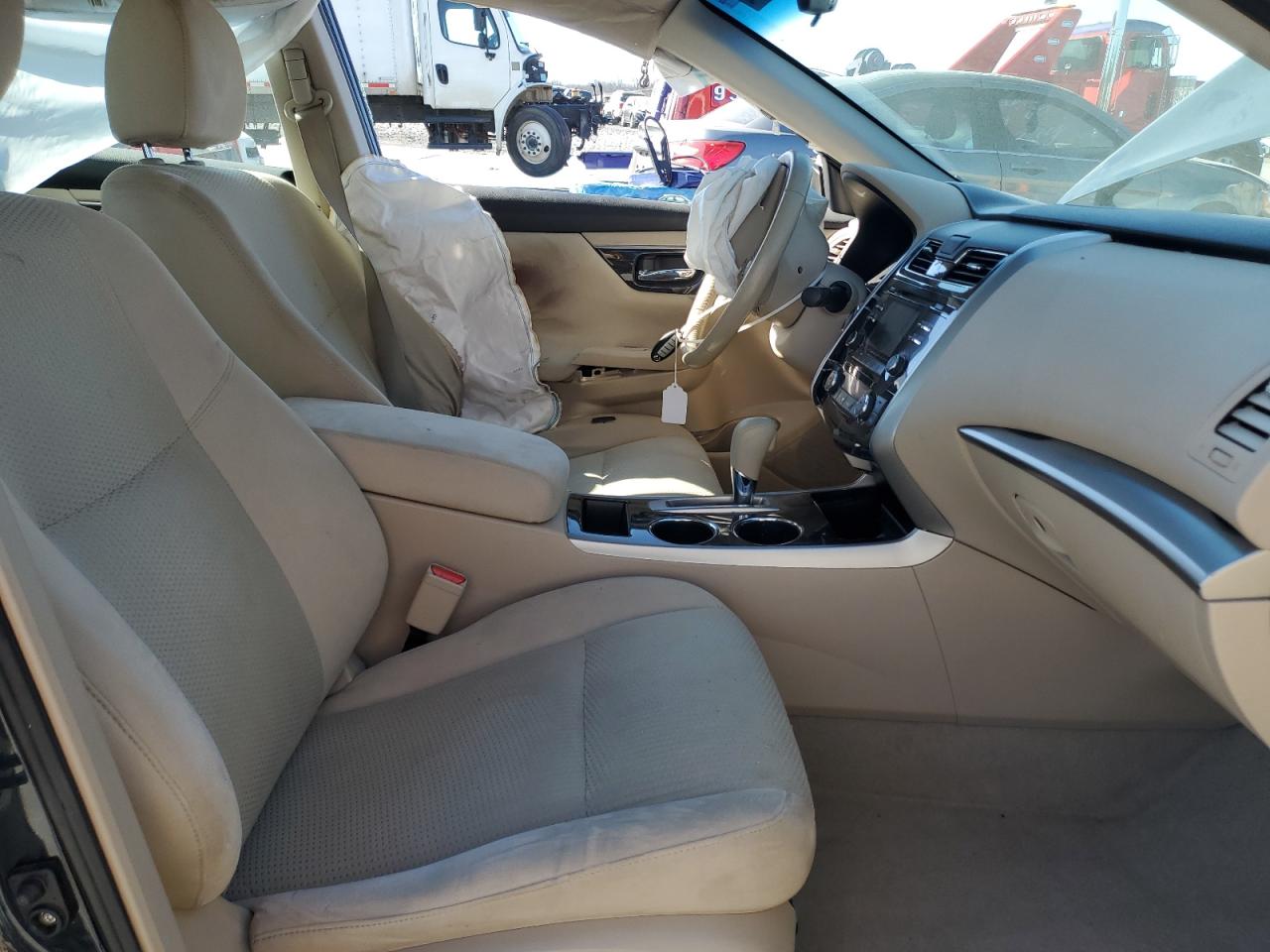 2014 Nissan Altima - Image 7