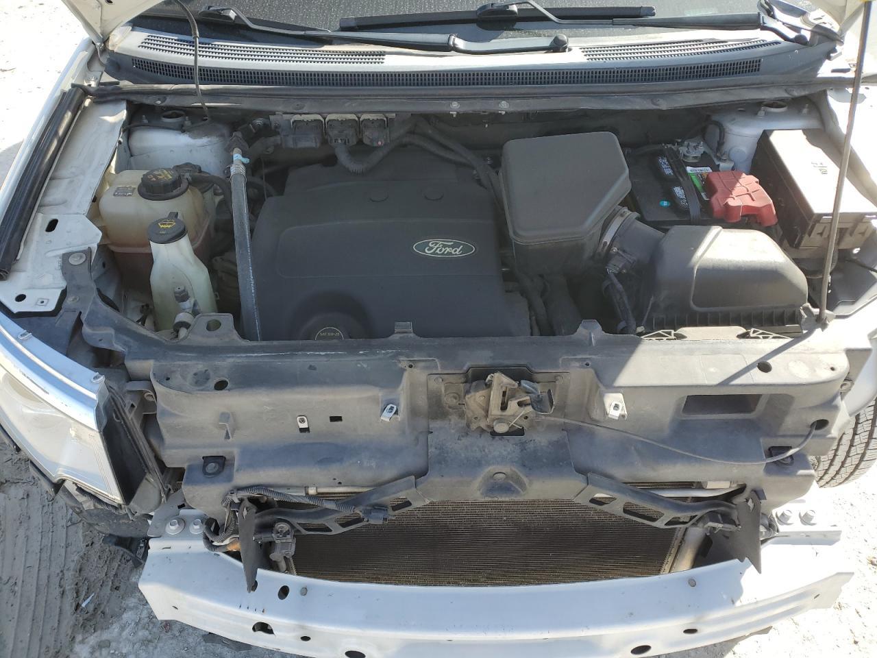 2014 Ford Edge - Image 12