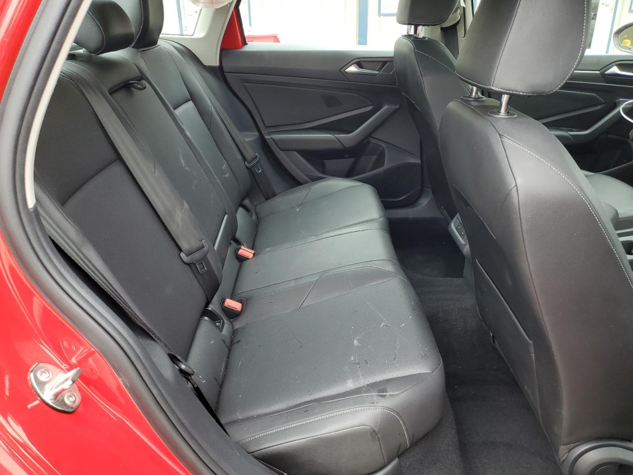 2019 Volkswagen Jetta - Image 10