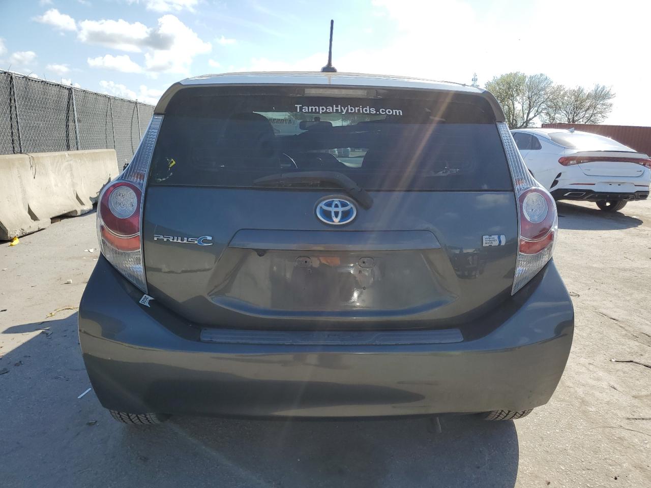 2013 Toyota Prius - Image 6