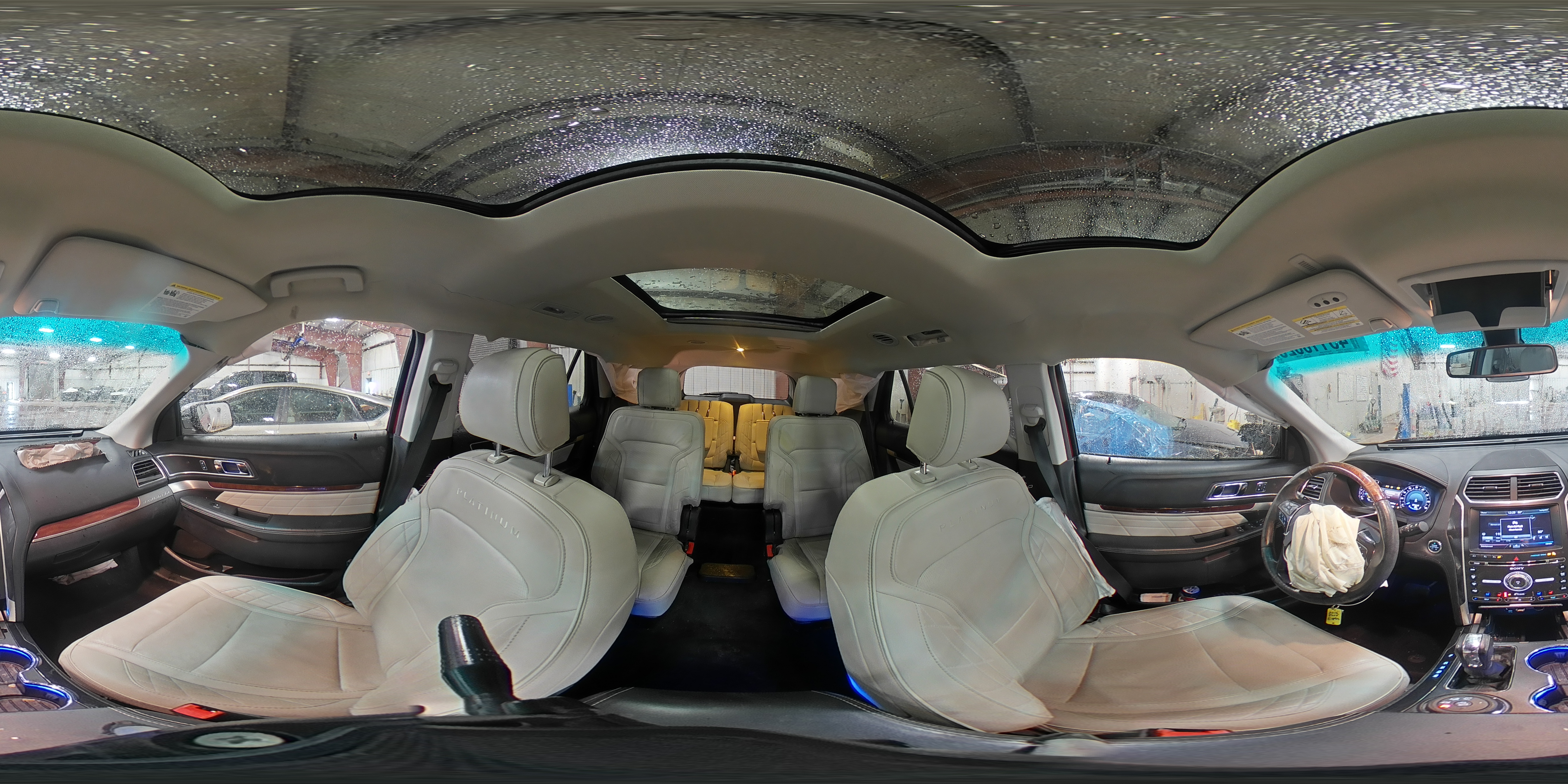 2016 Ford Explorer - Image 16