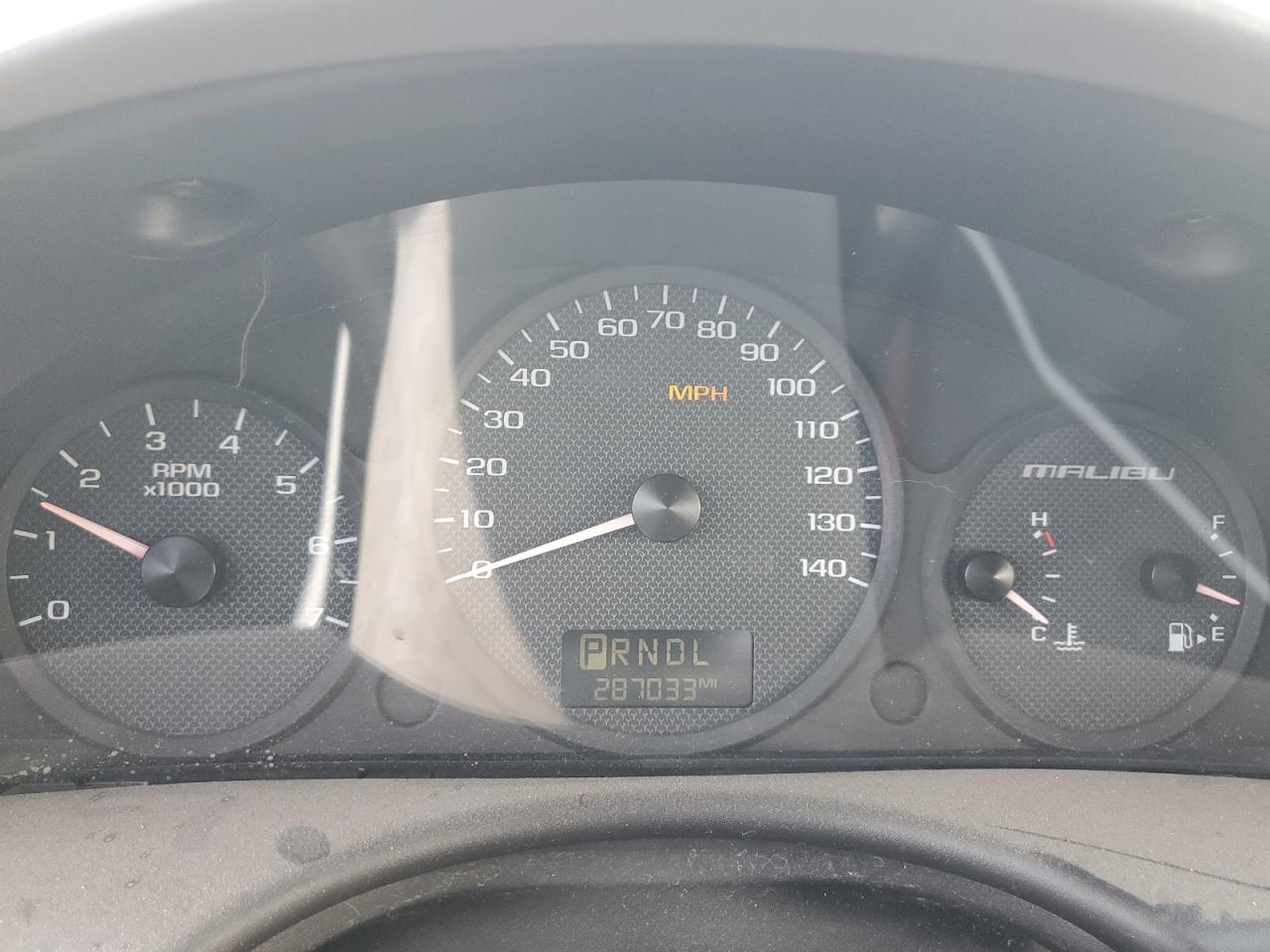 2004 Chevrolet Malibu - Image 9
