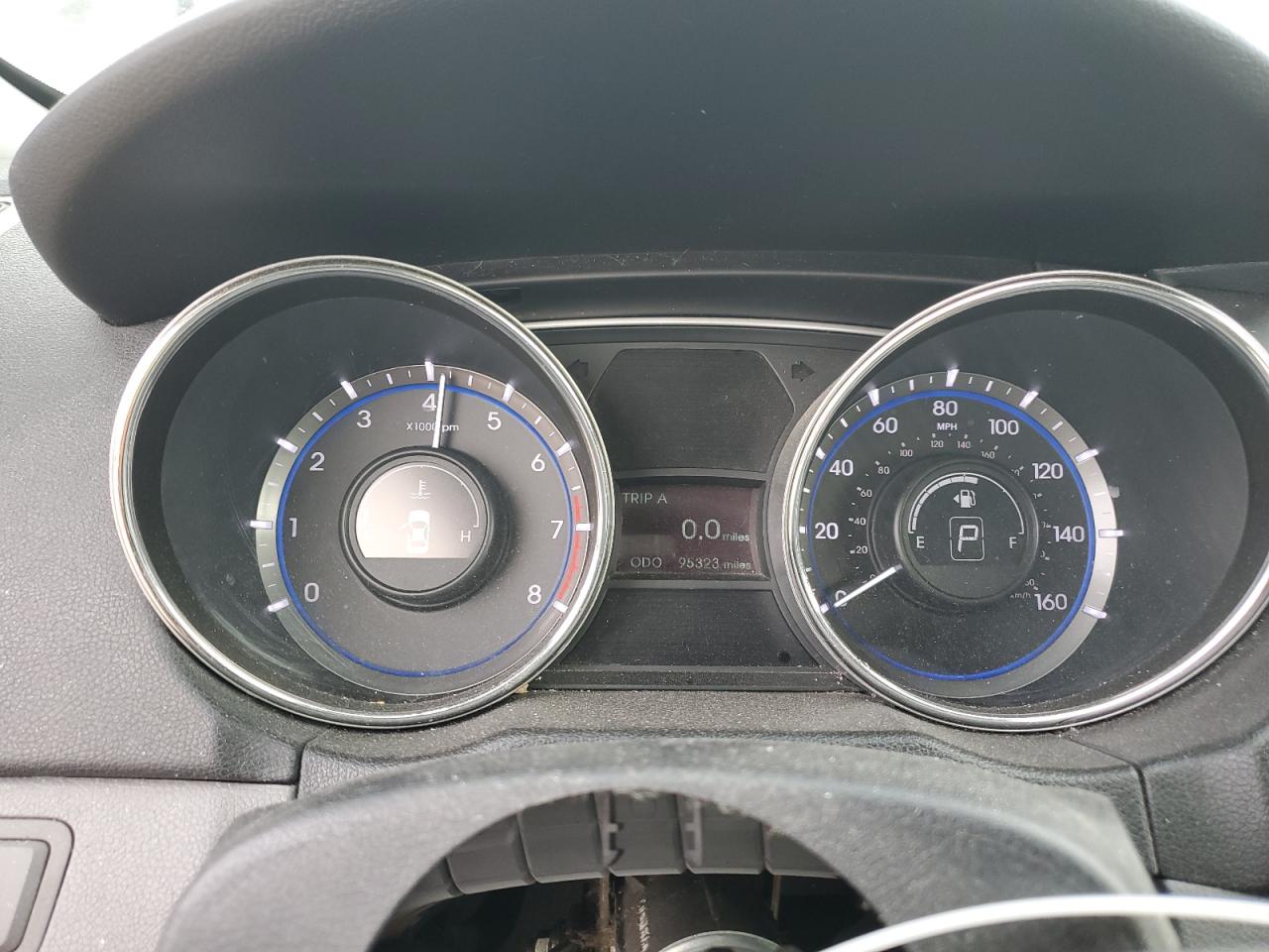 2014 Hyundai Sonata - Image 12