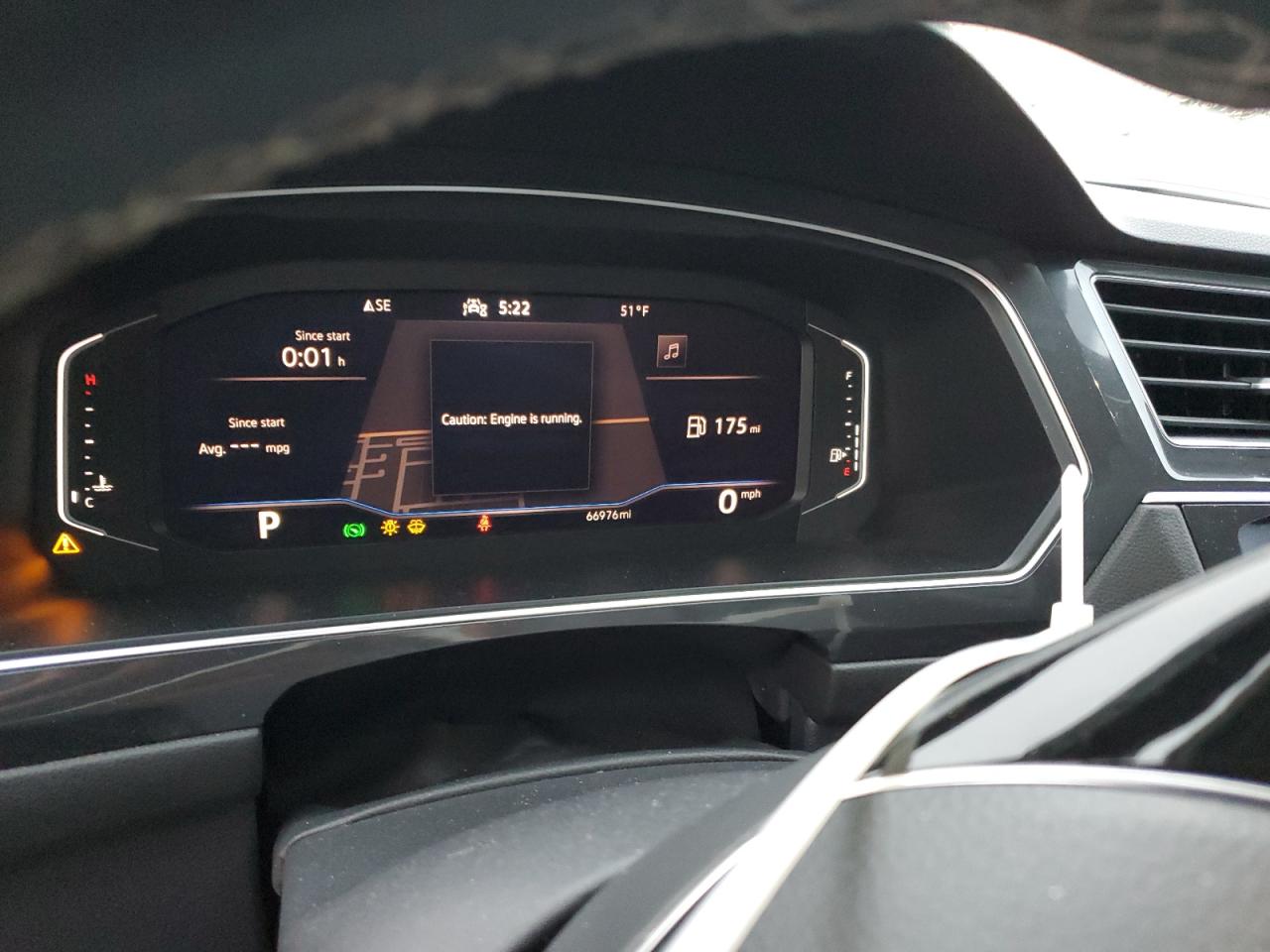 2021 Volkswagen Tiguan - Image 9
