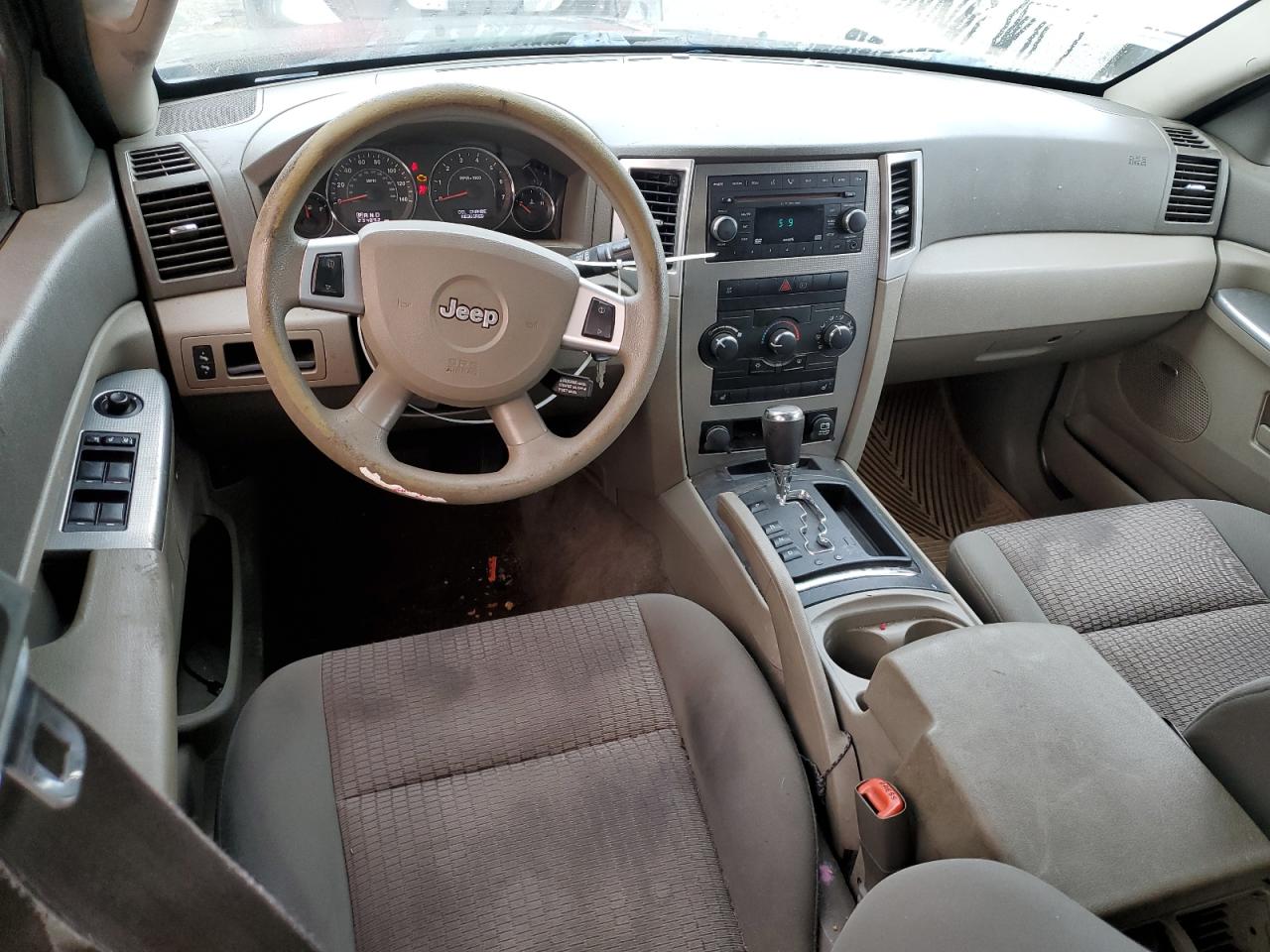 2008 Jeep Grand Cherokee - Image 8