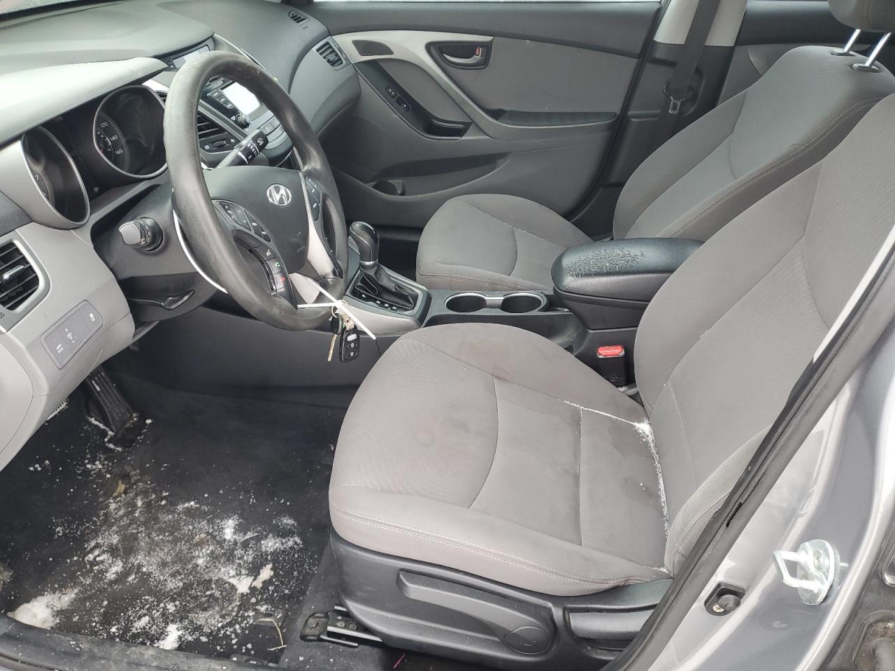 2014 Hyundai Elantra - Image 7