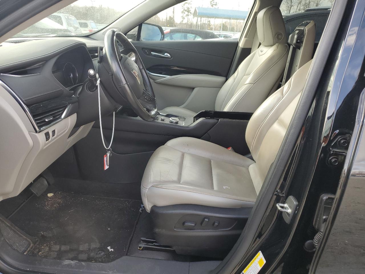 2019 Cadillac XT4 - Image 7