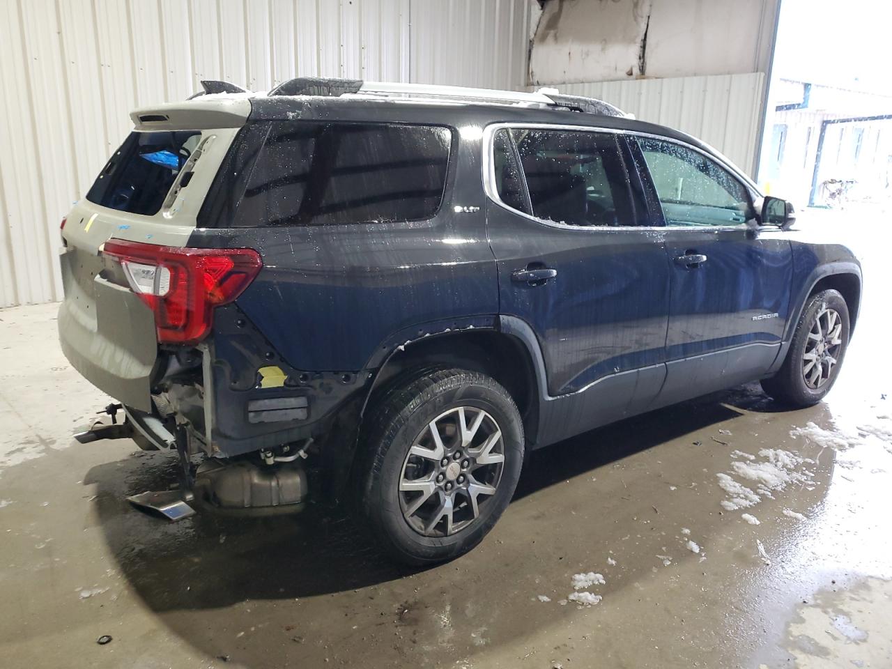 2020 GMC Acadia - Image 3