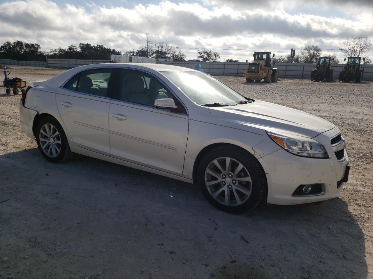 2013 Chevrolet Malibu - Image 4