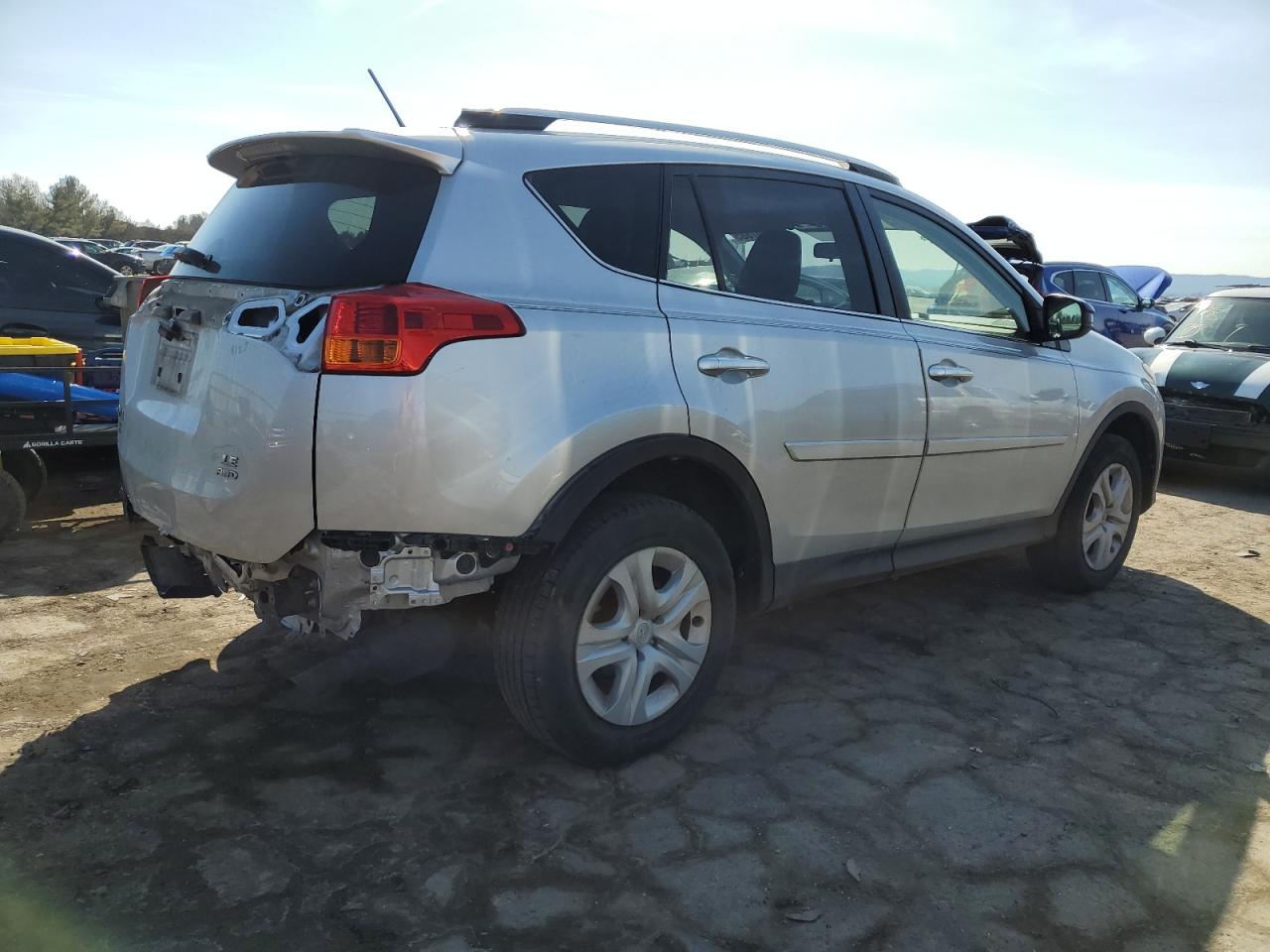 2015 Toyota RAV 4 - Image 3