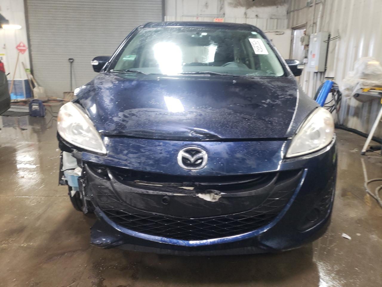 2015 Mazda 5 - Image 5