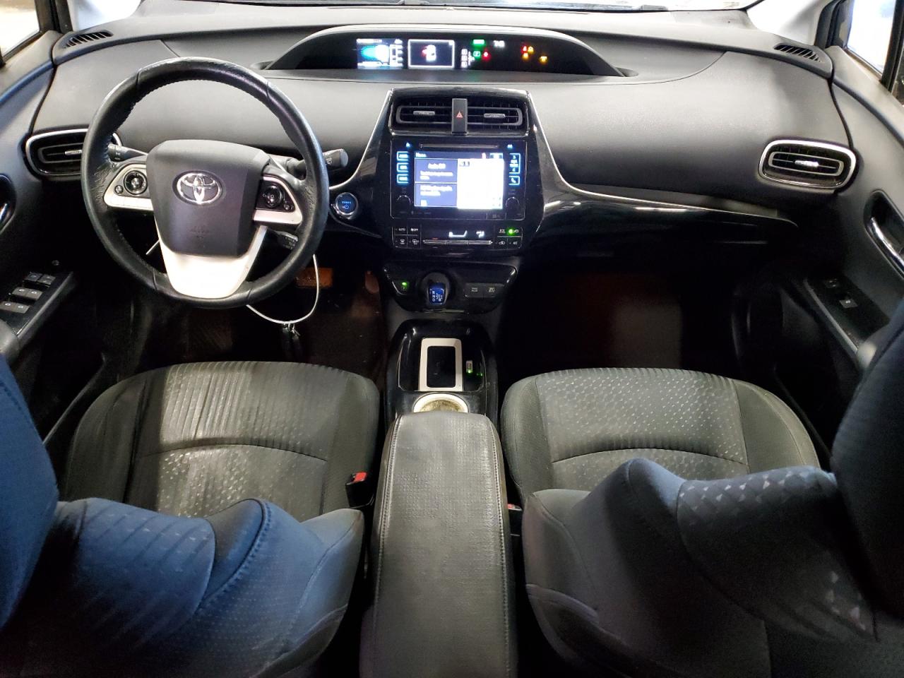 2016 Toyota Prius - Image 8