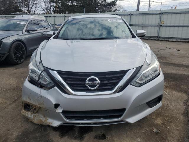  NISSAN ALTIMA 2018 Серебристый