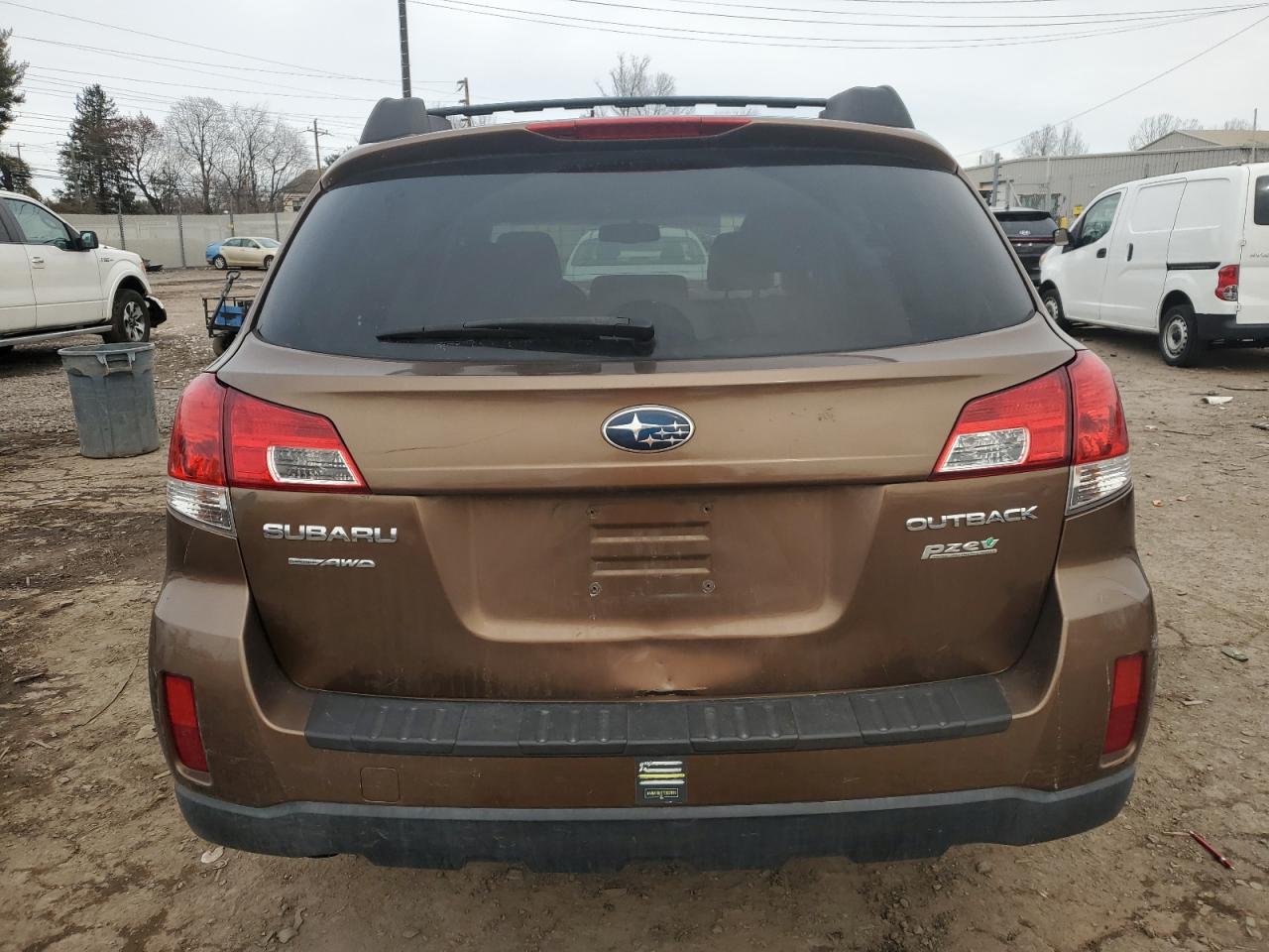 2011 Subaru Outback - Image 6