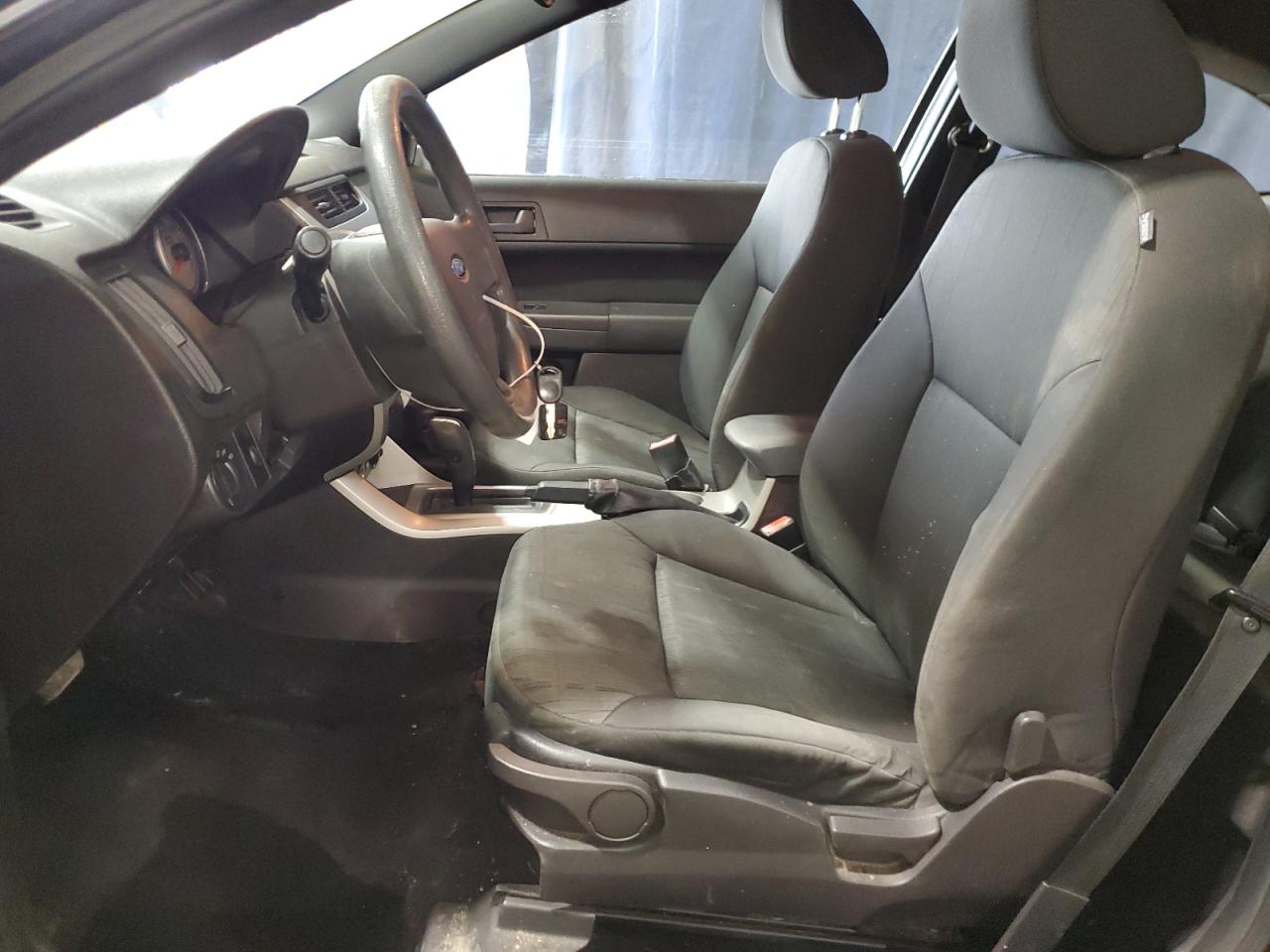 2010 Ford Focus - Image 7
